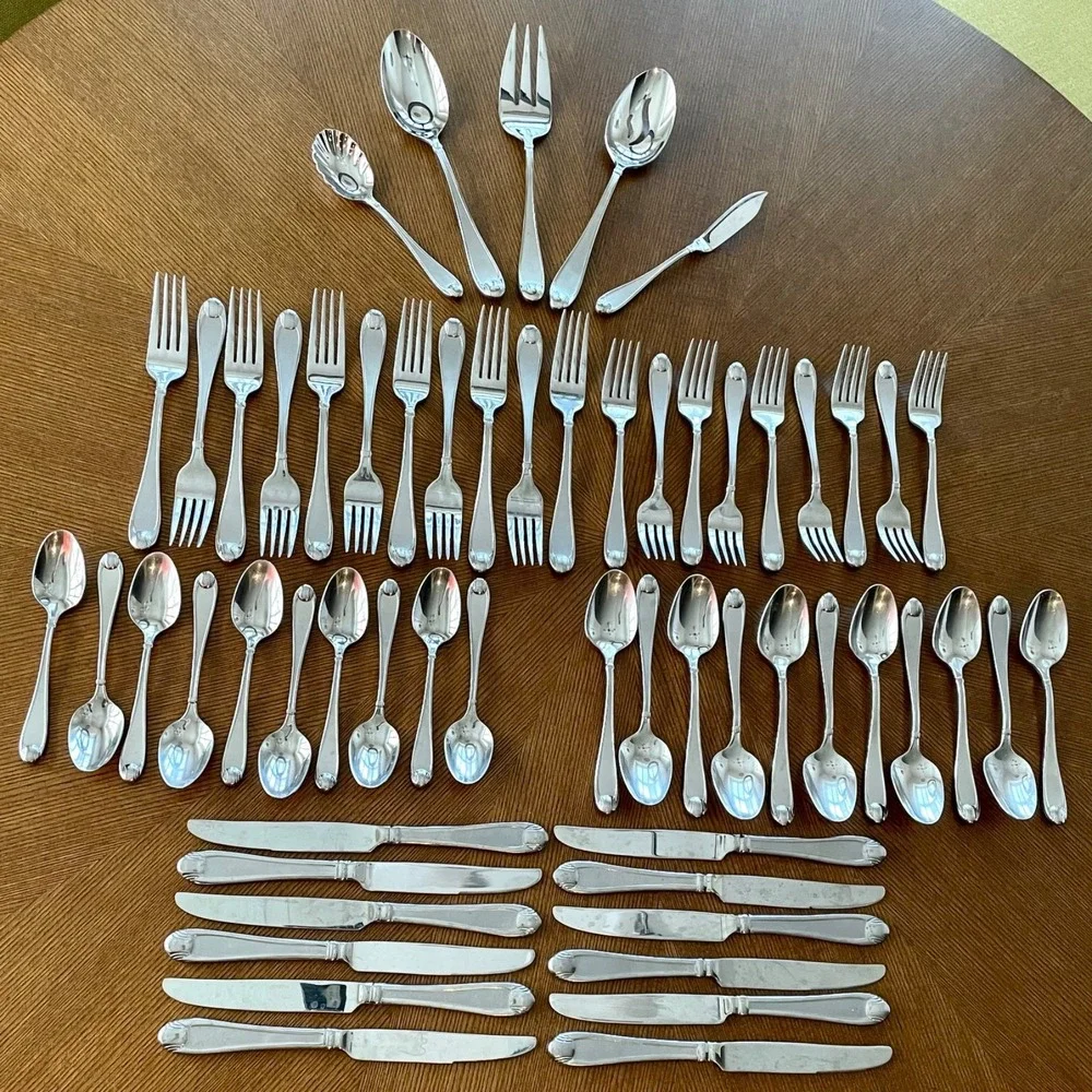 Oneida Satin Garnet 18/10 Stainless Flatware Set 59 Pc Service + Serving Pieces